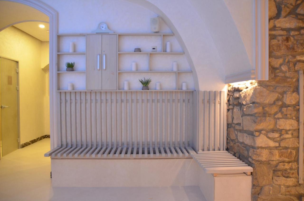 Allureinn Hotel And Spa Csernyivci Kültér fotó