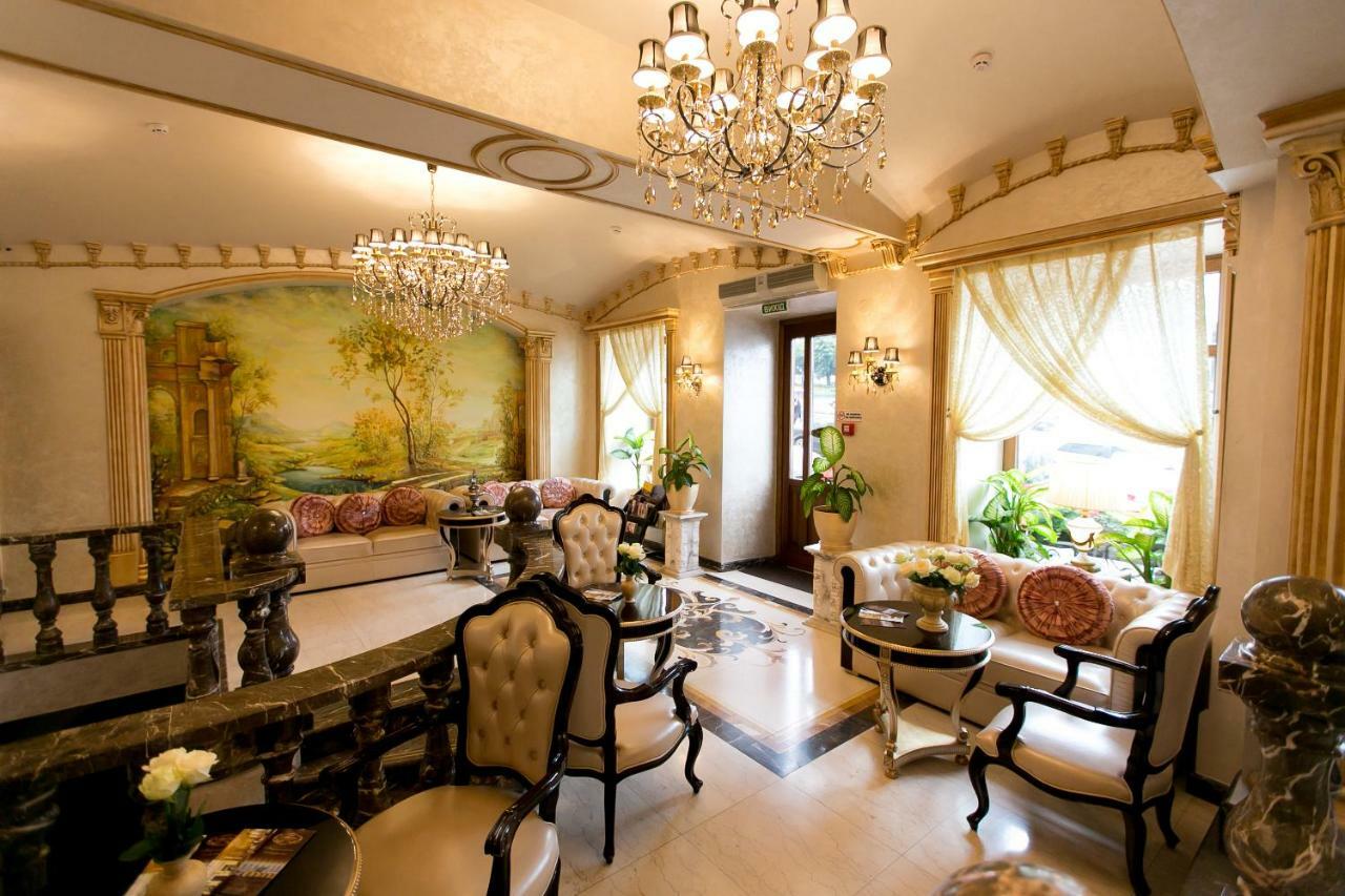Allureinn Hotel And Spa Csernyivci Kültér fotó